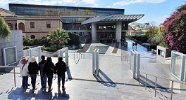 Acropolis_Museum_Entrance
