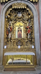 Altar_Clergos_Church_1