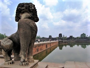 Angkor_Wat_Causeway