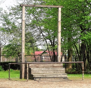 Auschwitz_Gallows