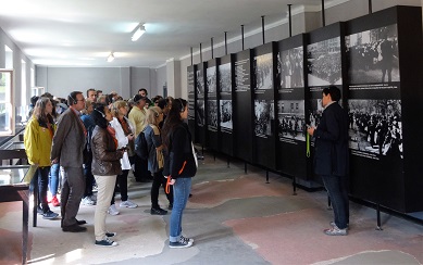 Auschwitz_Photo_Displays