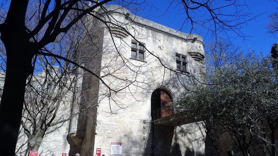 Avignon_Gatehouse_Tower
