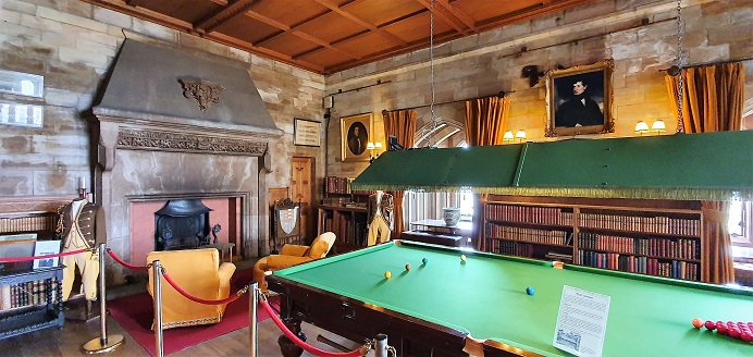 Billiard_Room