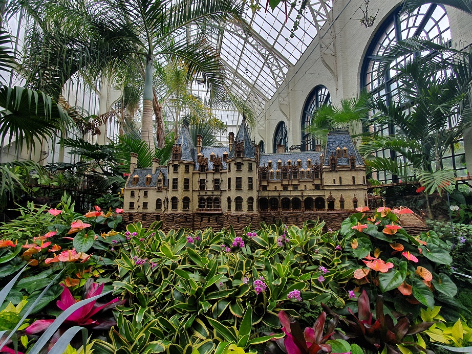 Biltmore_House_Conservatory_Interior