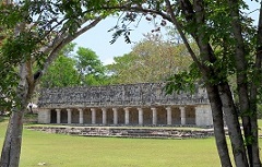 Birds_Quadrangle_Uxmal