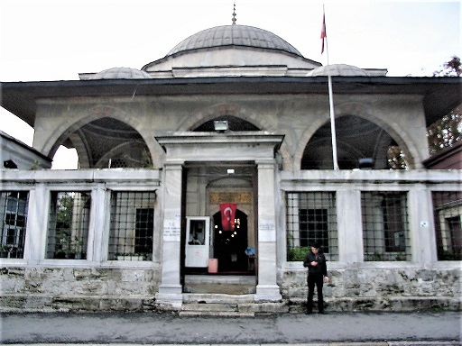 Blue_Mosque_Burial_Building