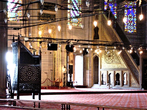 Blue_Mosque_Minber