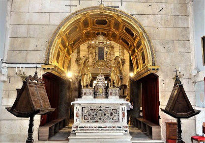 Cathedral_of_St_Domnius__Main_Altar Cathedral_of_St_Domnius__Main_Altar