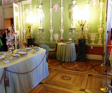 Catherines_Palace_Green_Dning_Room1