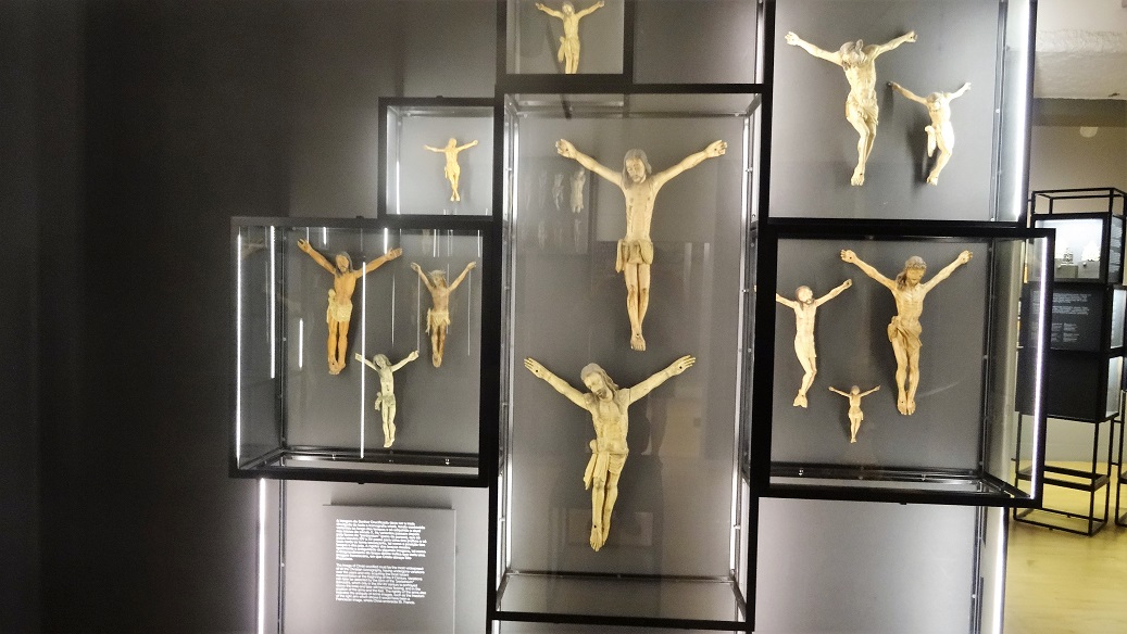 Clerigos_Crosses Clerigos_Crosses