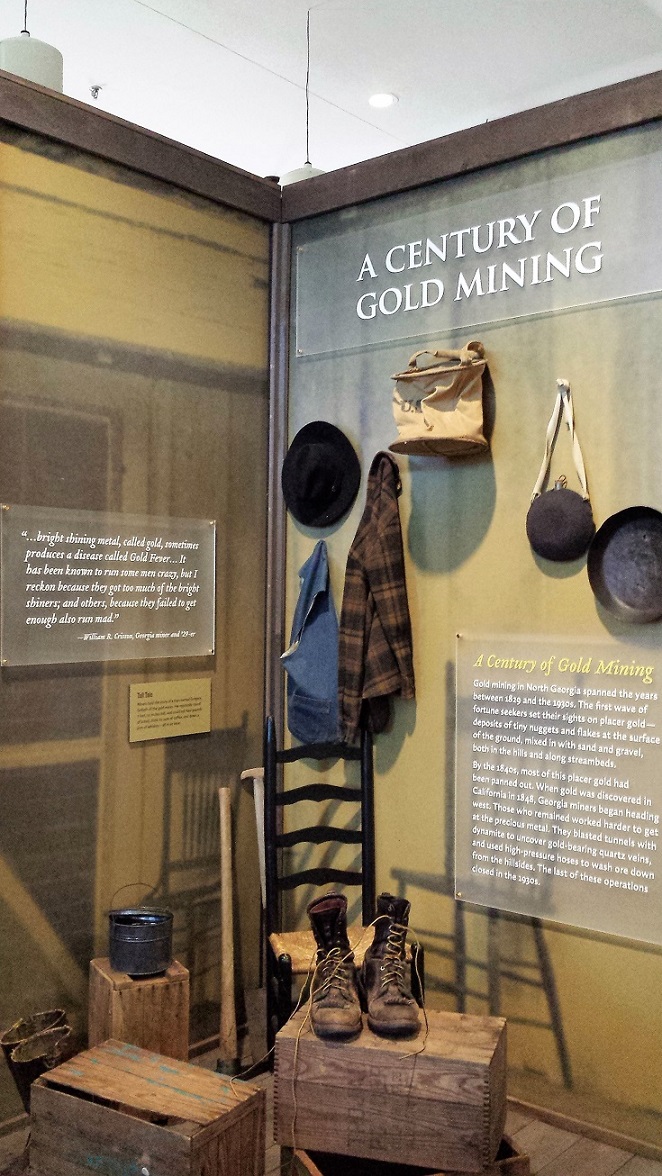 Dahlonega_Display