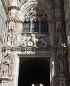Doges_Palace_Paper_Gate