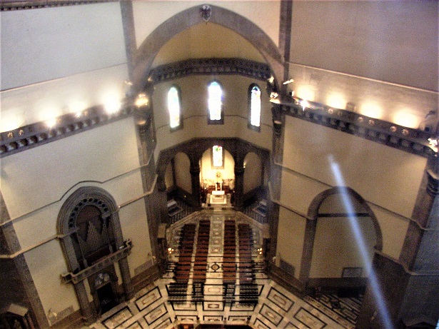 Duomo_Cathedral_Looking_down Duomo_Cathedral_Looking_down