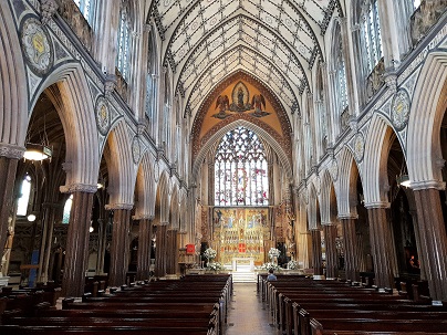 Farm_Street_Church_Nave