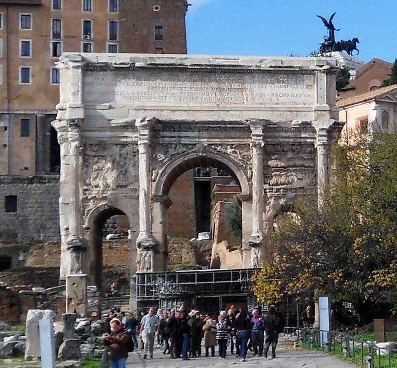 Forum_Arch_of_Septimius_Severus