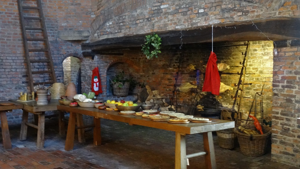 Gainsborough_Old_Hall_Kitchen2