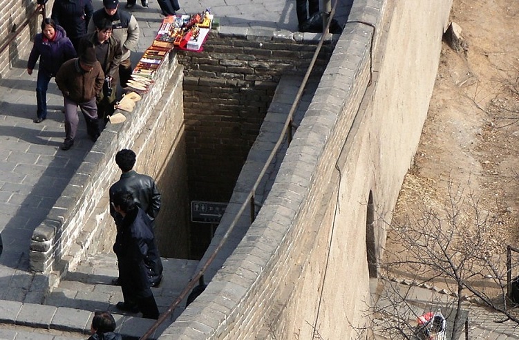 Great_Wall_Access_to_Wall