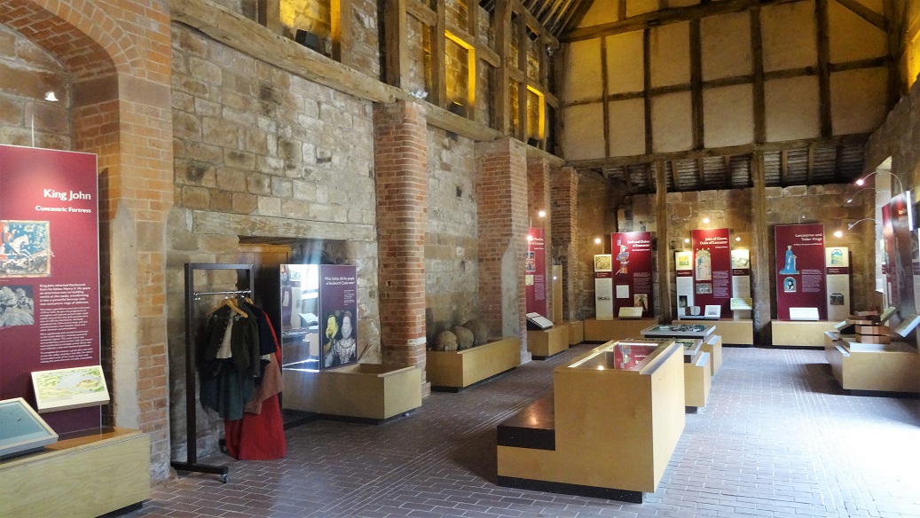 Kenilworth_Castle_Display