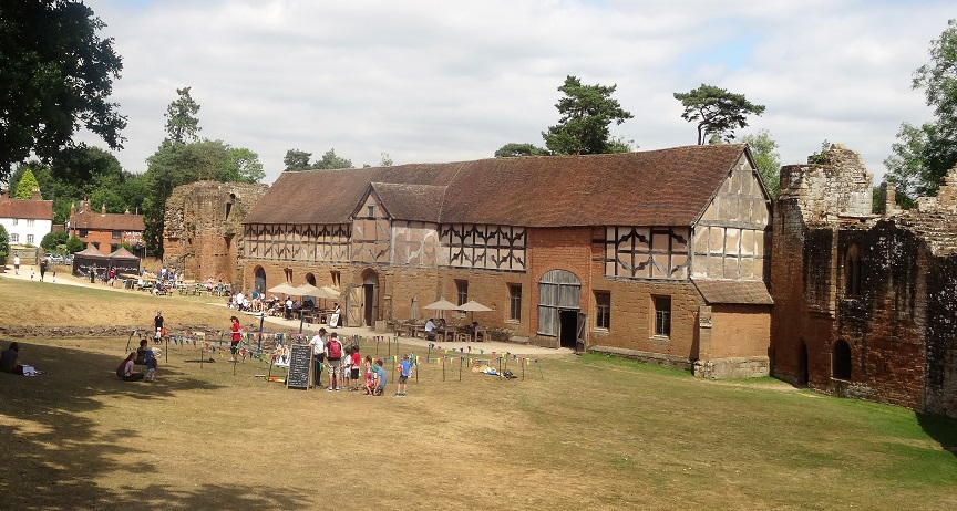 Kentleworth_Castle_Stable