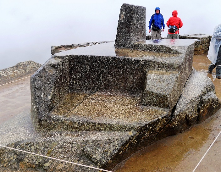 Machu_Picchu_Intiwatana