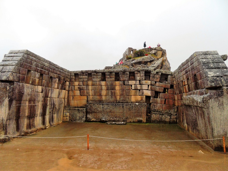 Machu_Picchu_Principal_Tempal
