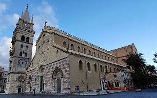 Messina_Cathedral_Side_View Messina_Cathedral_Side_View