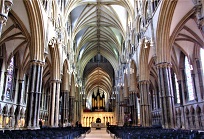 Nave_Lincoln_Cathedral