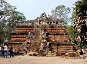Phimeanakas_Temple_Angkor