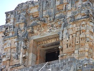 Pyramid_Temple_Uxmal