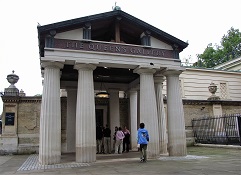 Queens_Gallery