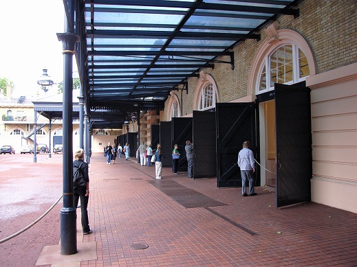 Royal_Mews_Vehicle_sheds