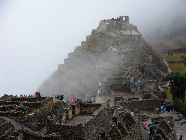 Sacred_Plaza_and_Pyramid