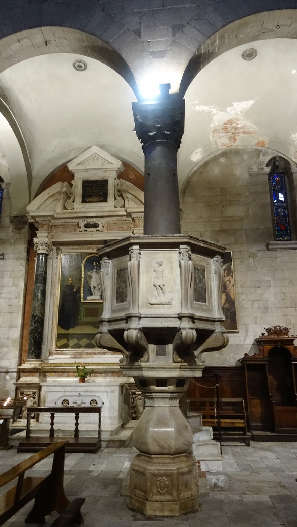 St_Michele_Pulpit