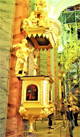 St_Peter_and_Paul_Cathedral_Pulpit