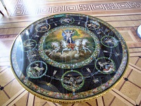 Table_in_Pavilion_Hall