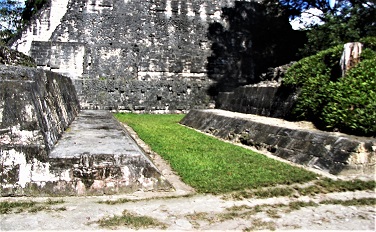 Tikal_Ball__Court
