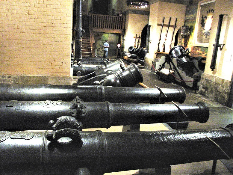 Tower_of_London_Exhibits_of_arms