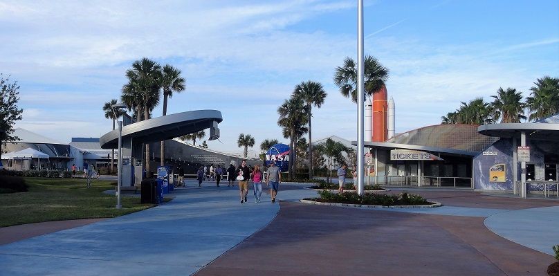 Visitors_Complex_Kennedy_Space_Centre