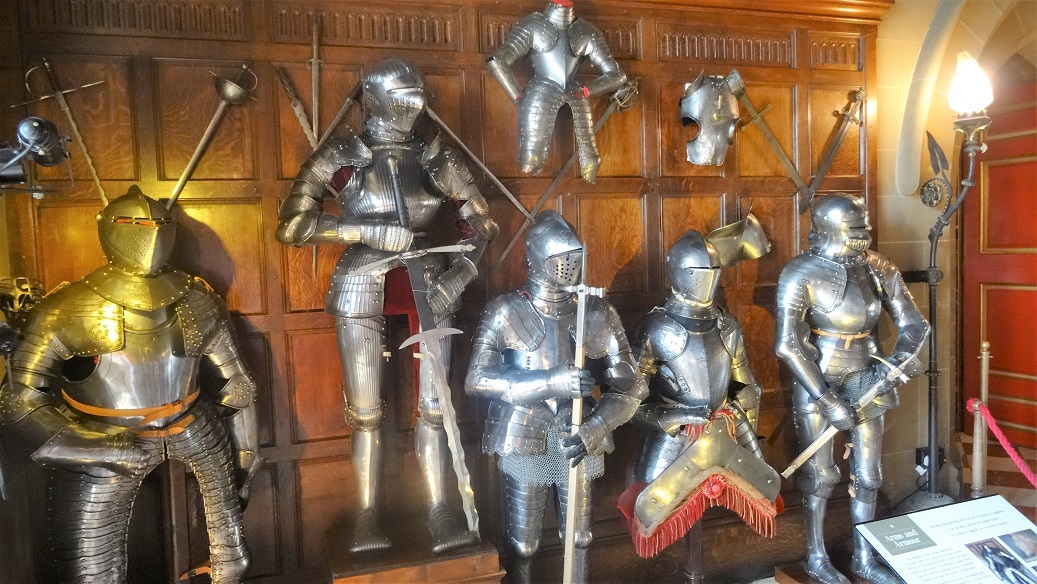 Warwick_Castle_Armour