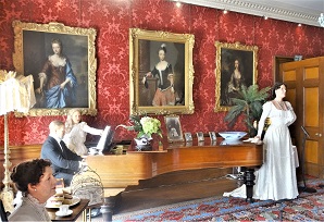 Warwick_Castle_Music_Room