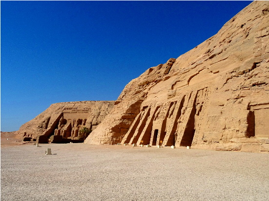 Z-Abu_Simbel