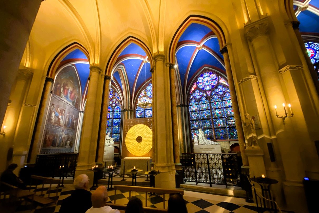 Ambulatory, Notre-Dame de Paris