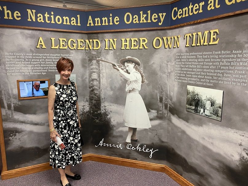 Annie Oakley Centre Display