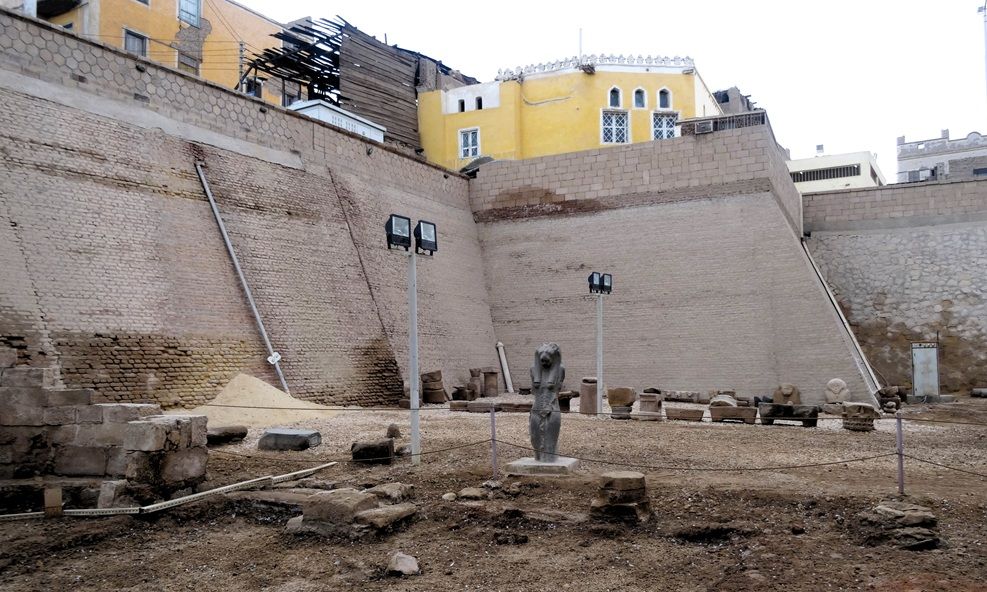 Courtyard with Statue of Menhet, Esna Temple