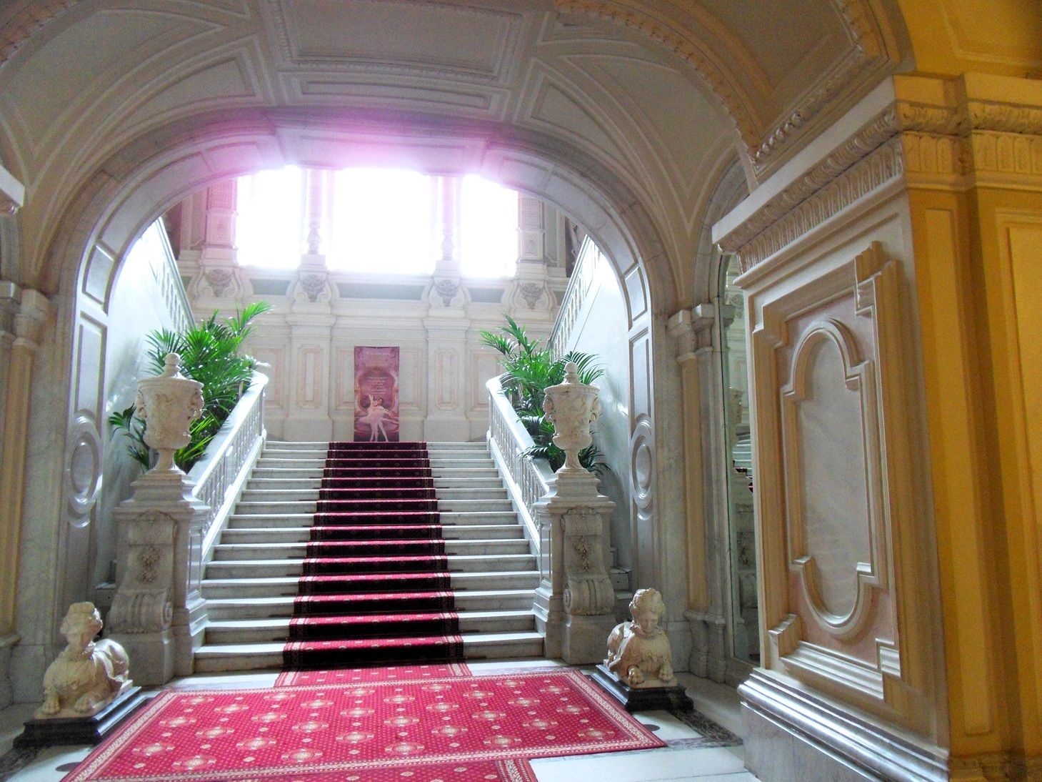 Grand Stairway, Yusupov Palace